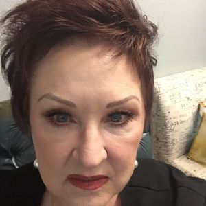 Meet your Posher, Carol